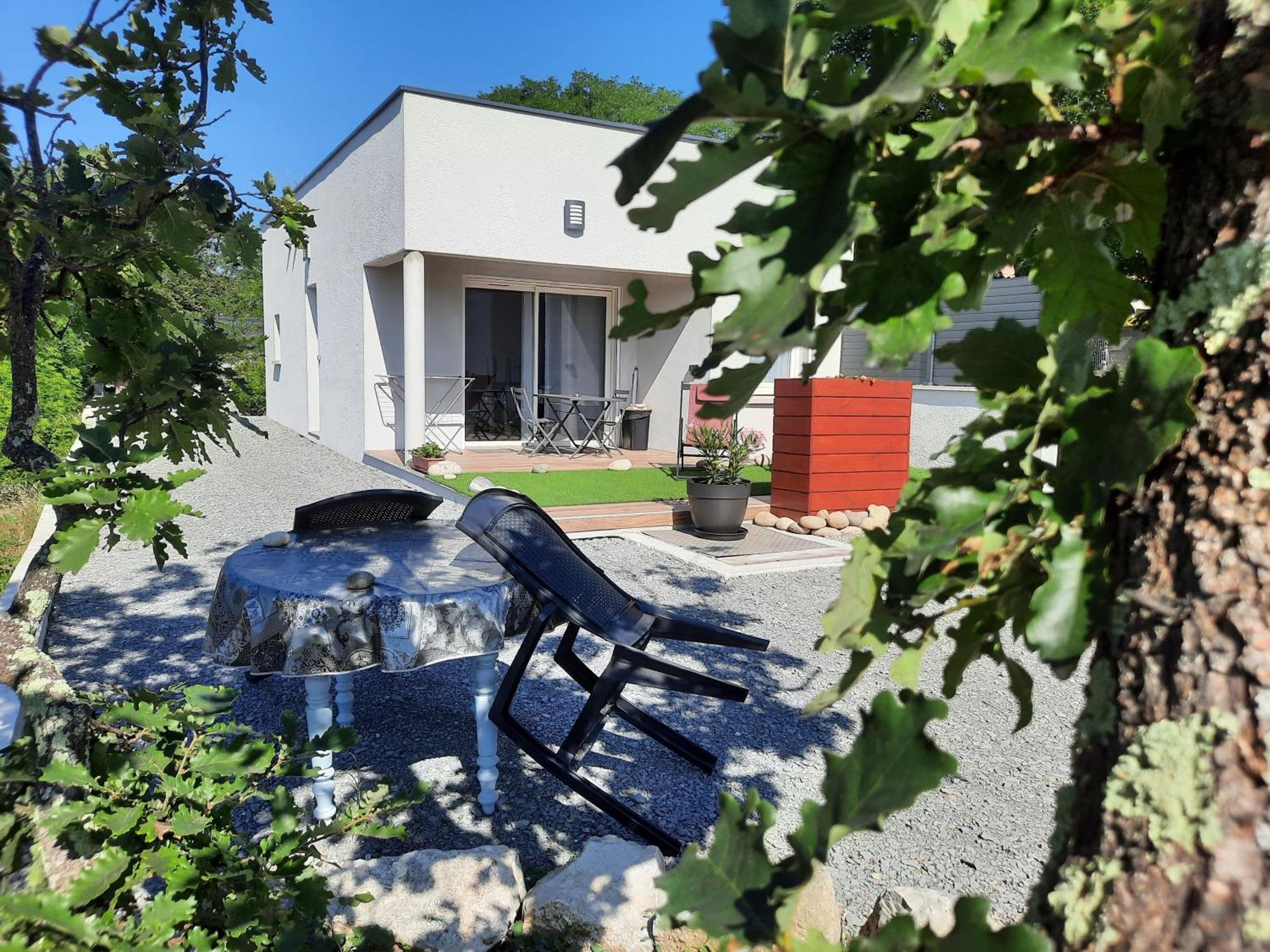 Le Cocon Βίλα Lussas Εξωτερικό φωτογραφία